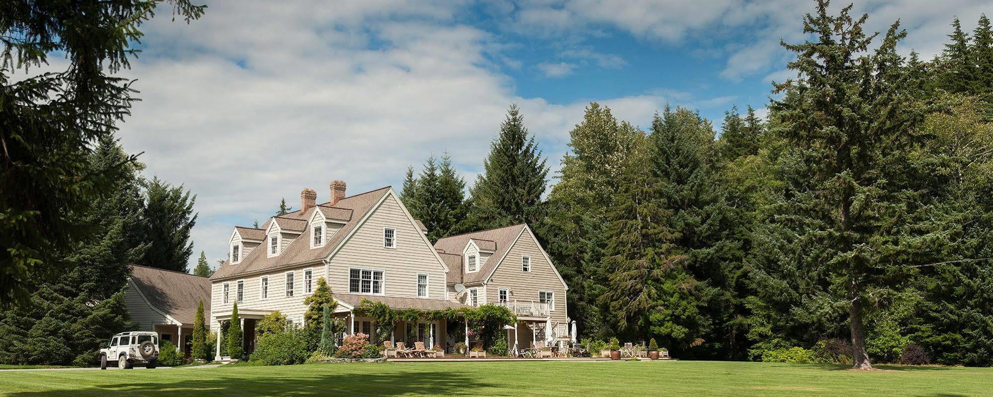 Minette Bay Lodge Kitimat ภายนอก รูปภาพ