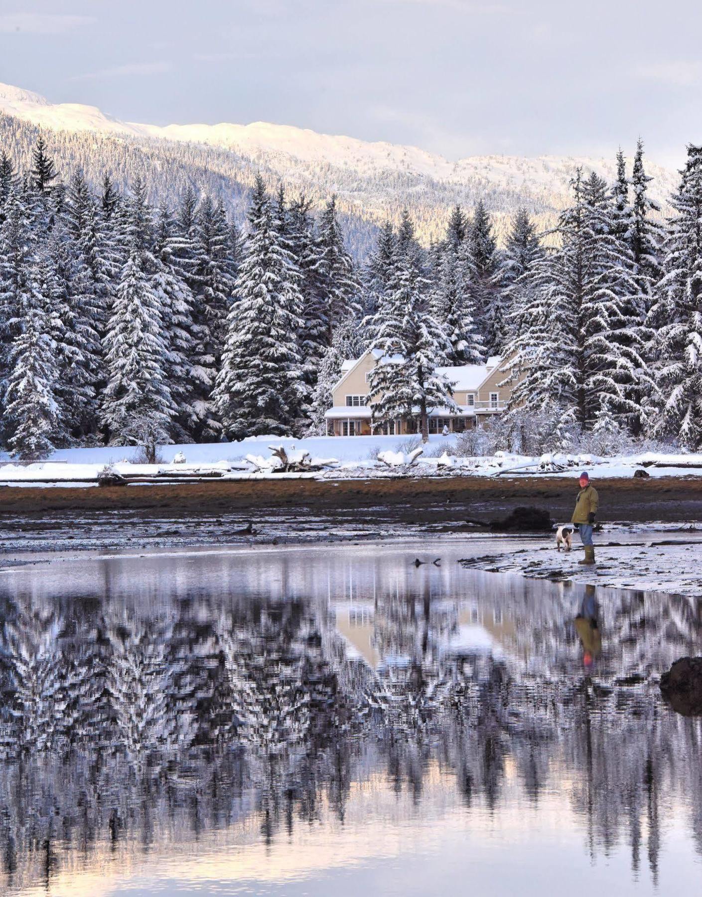 Minette Bay Lodge Kitimat ภายนอก รูปภาพ